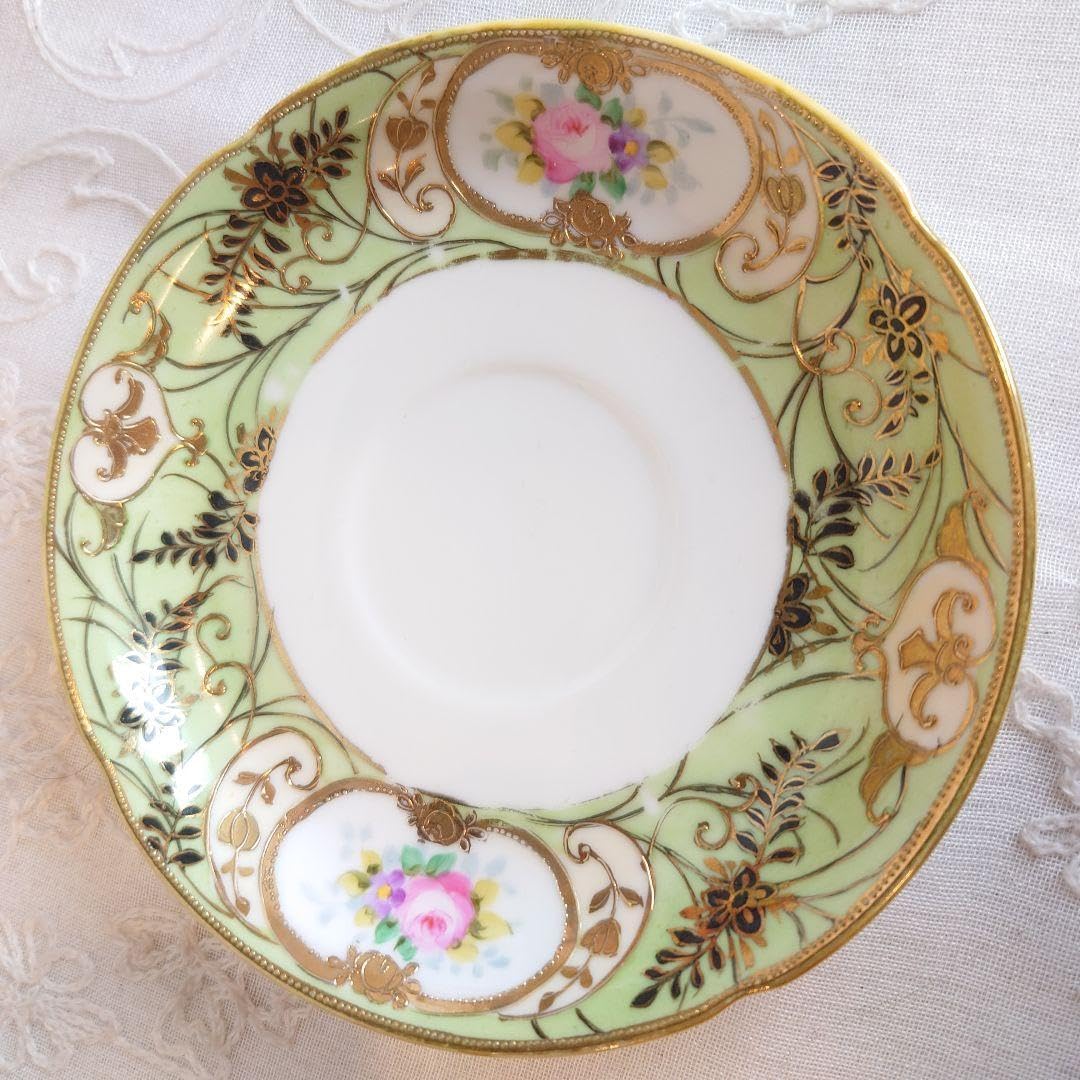 オールドノリタケ　金盛薔薇絵図　カップ&ソーサートリオ　ケーキ皿 オールドノリタケ 金盛薔薇絵図 カップ&ソーサートリオ ケーキ皿